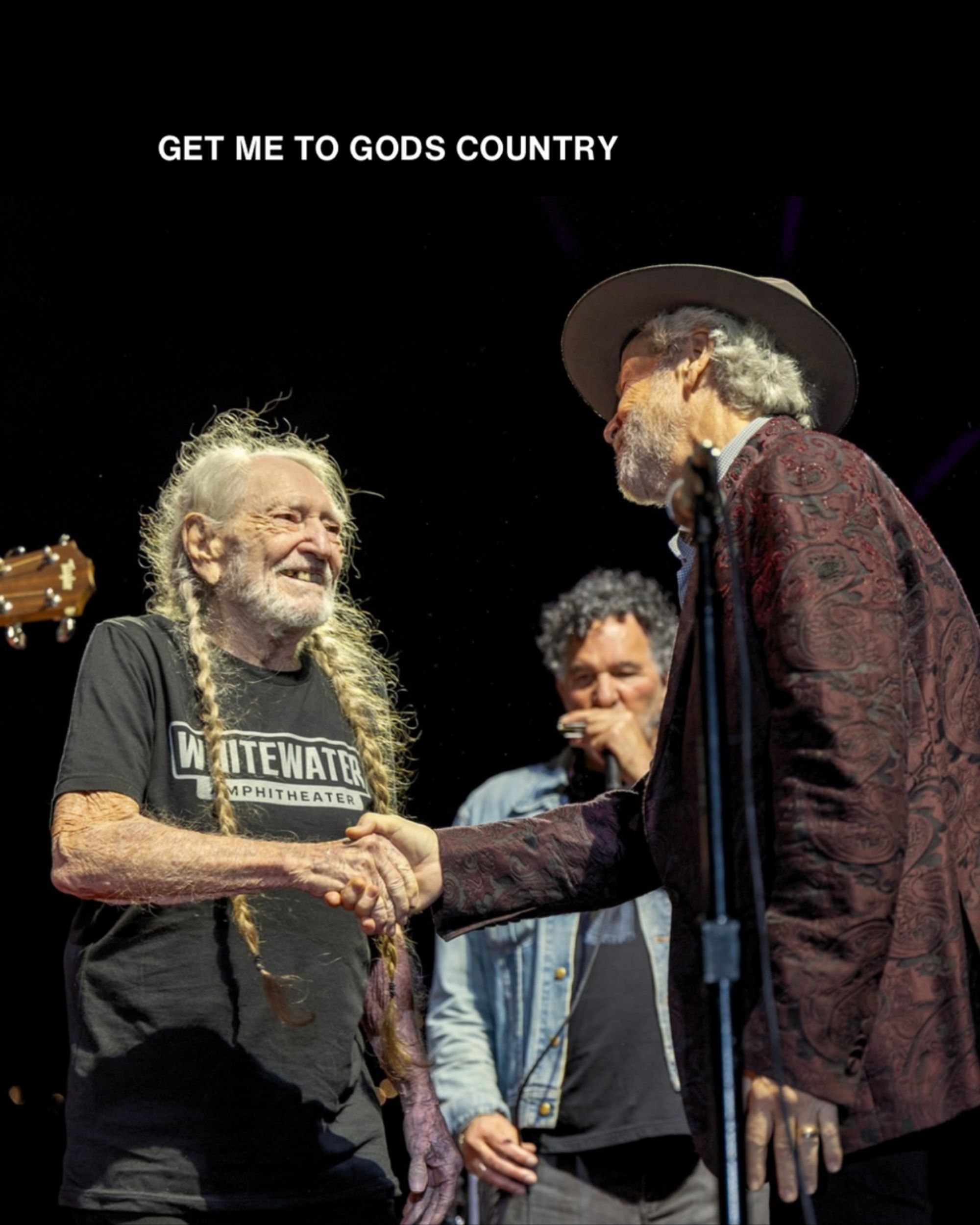 Willie Nelson 🤝 Robert Earl Keen took the stage together for two sold ...